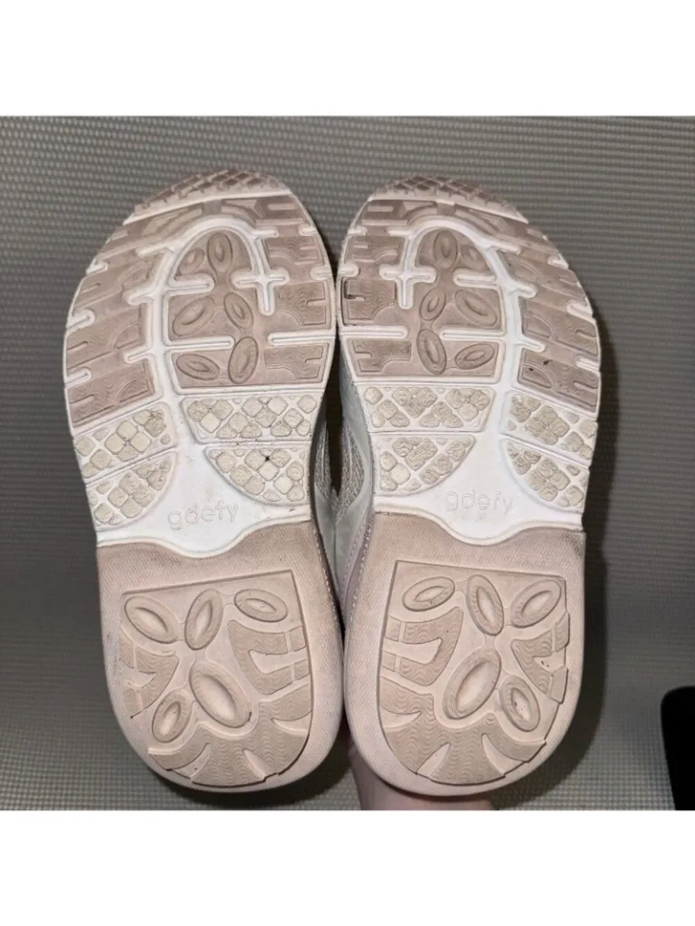 GDefy Gravity Defyer Mighty Walk Orthopedic Pink Cream Shoes Women’s Size 7.5